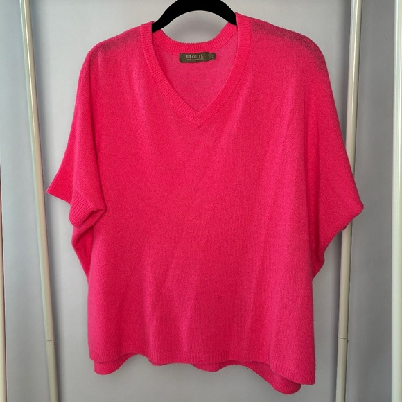Brodie Cashmere Hot Pink V-Neck Sweater XS - Picture 1 of 8